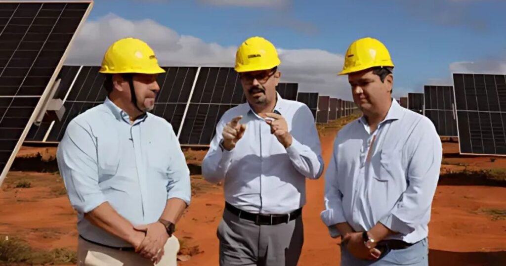 Painéis solares da usina da Cemig em Montes Claros, maior projeto solar da empresa no Norte de Minas.