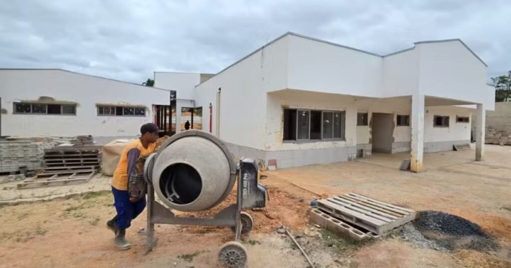 Imagem do novo CEMEI de R$ 4 milhões que promete melhorias na educação infantil com infraestrutura moderna.