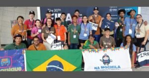 Vice Campeonato Mundial Robótica: estudantes mineiros se destacam na competição internacional na Coreia do Sul, mostrando talento e inovação.