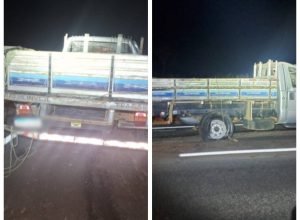 1 de 1Veículo saiu da pista e capotou — Foto: Montagem/g1
