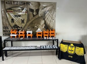 1 de 1Droga foi encontrada em uma casa — Foto: Polícia Militar/Divulgação